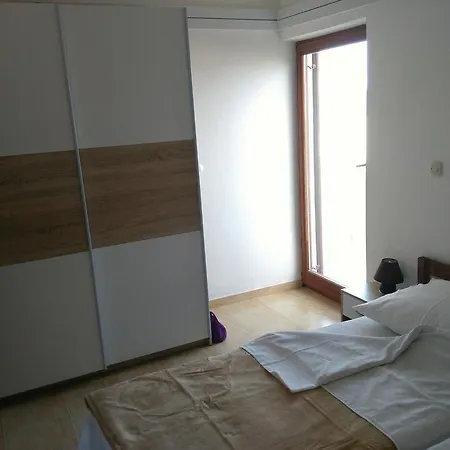 Diklo 13982a Zadar