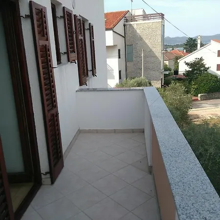 Diklo 13982a Apartamento Zadar